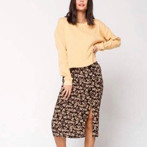 Light Yellow Women’s Pullover